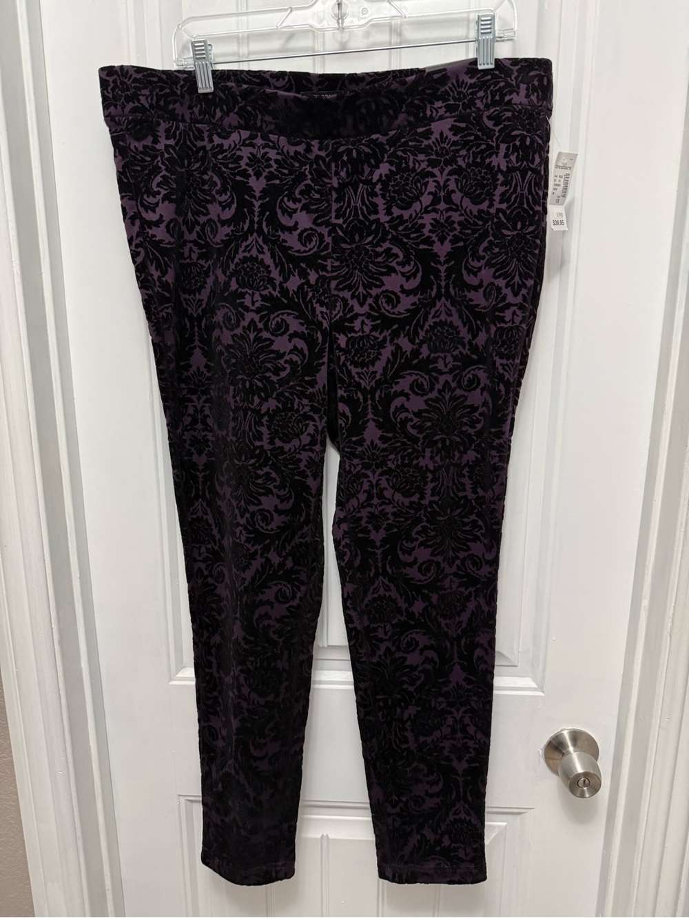 NWT Roz Ali Pants Purple Black Velvet Floral Pull On Stretch Plus Size 1X  (41-7